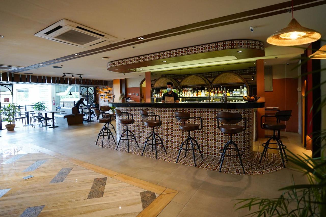 Bravo Tanauan Hotel Экстерьер фото